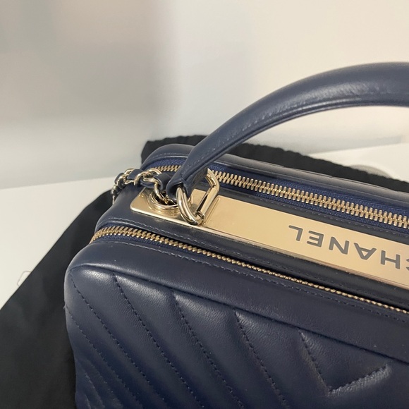 Chanel Navy Chevron Leather Medium Trendy Bowling Top Handle - Picture 8 of 10